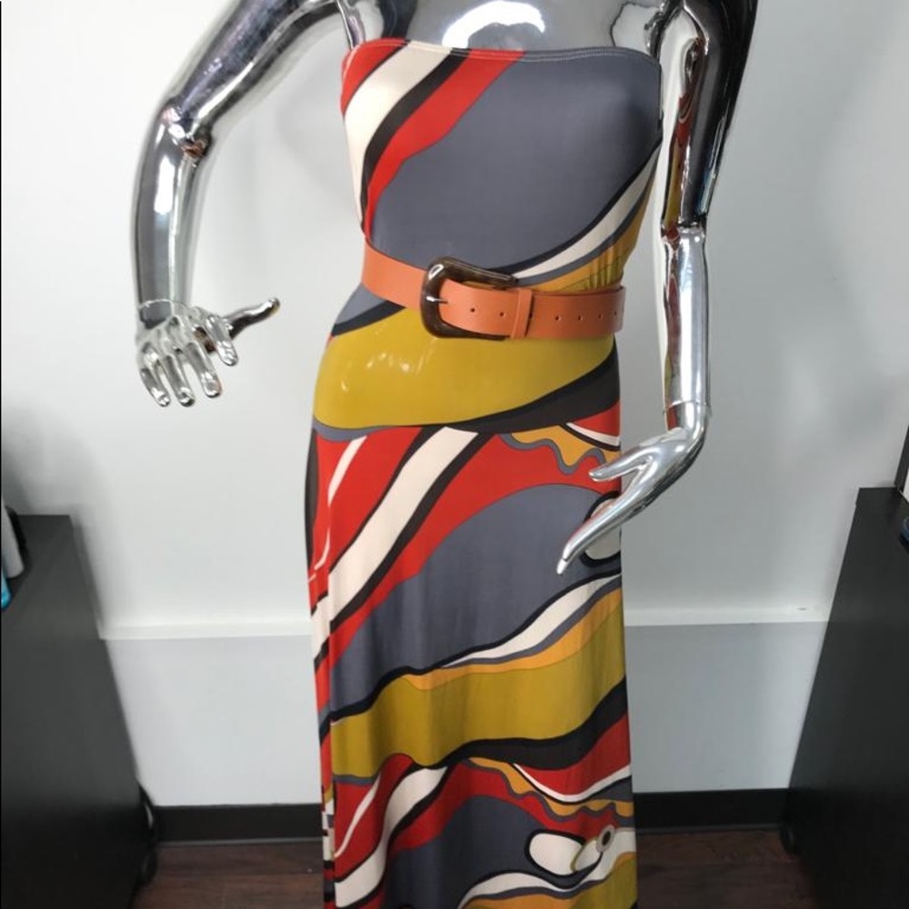 Dress - Picture 4 of 4